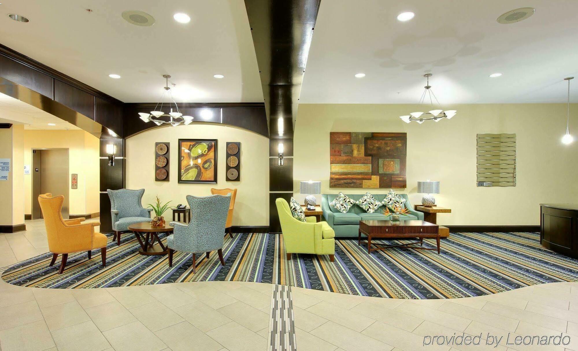 Holiday Inn Express & Suites Covington By Ihg Dalaman gambar